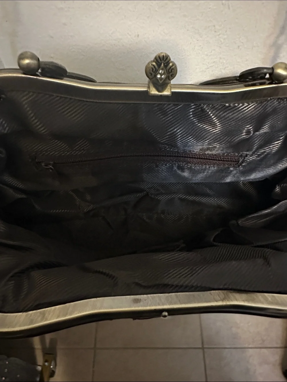 Vintage-Inspired Floral Appliqué Handbag in Burgundy and Olive